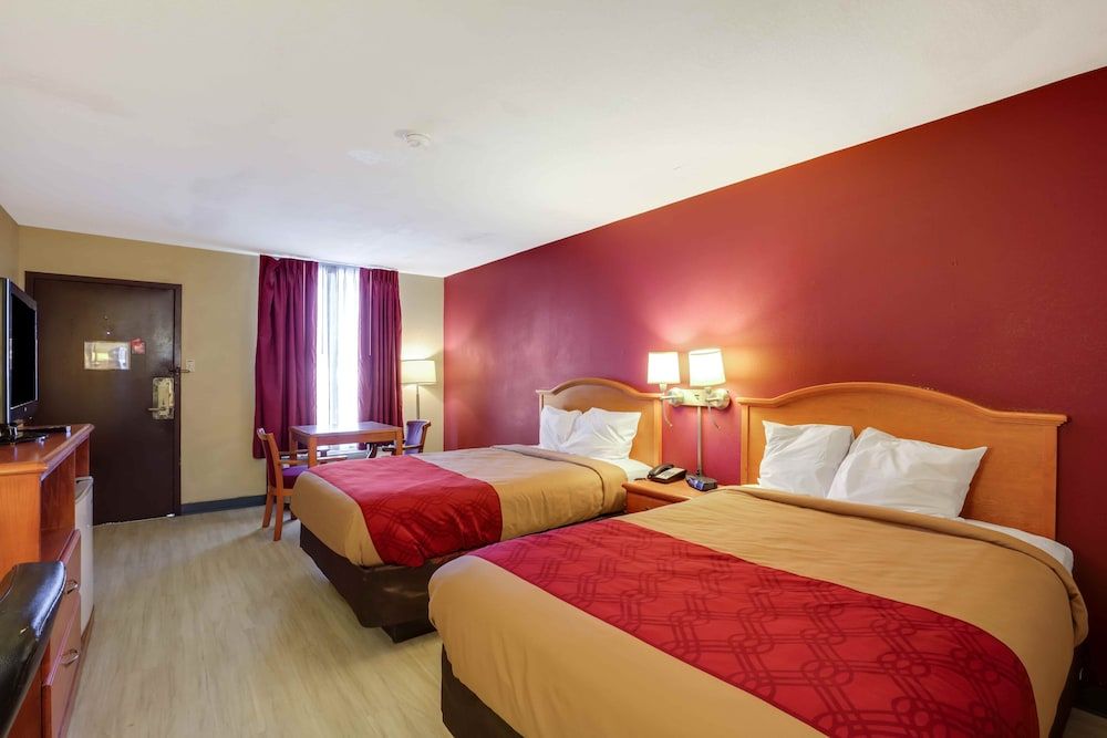 Mill Tree Inn — hotel in Millington
