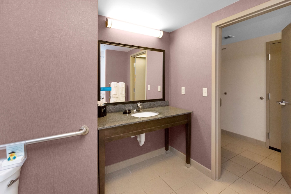Hampton Inn Butler - photo 22
