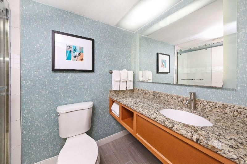 DoubleTree by Hilton Virginia Beach - photo 51