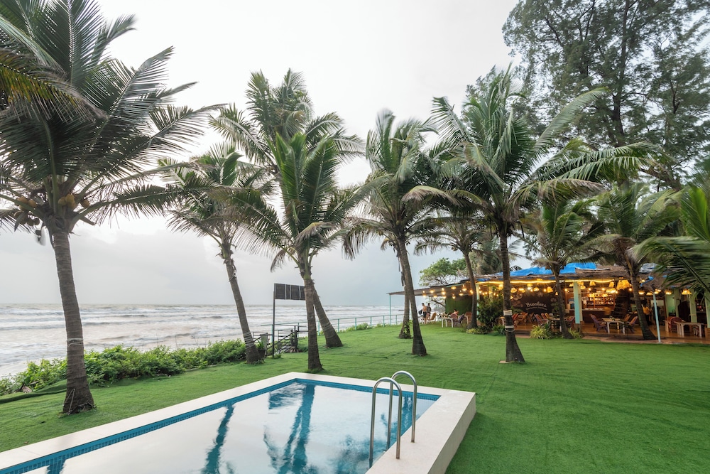 Amadi Beach Front Resort in Mormugao, India