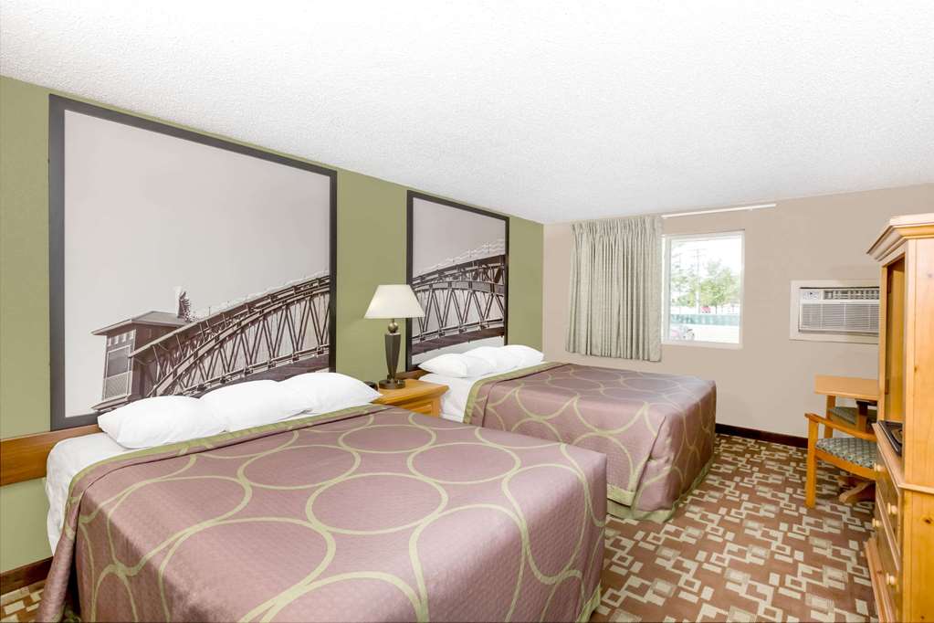 Super 8 by Wyndham Kearney - photo 8