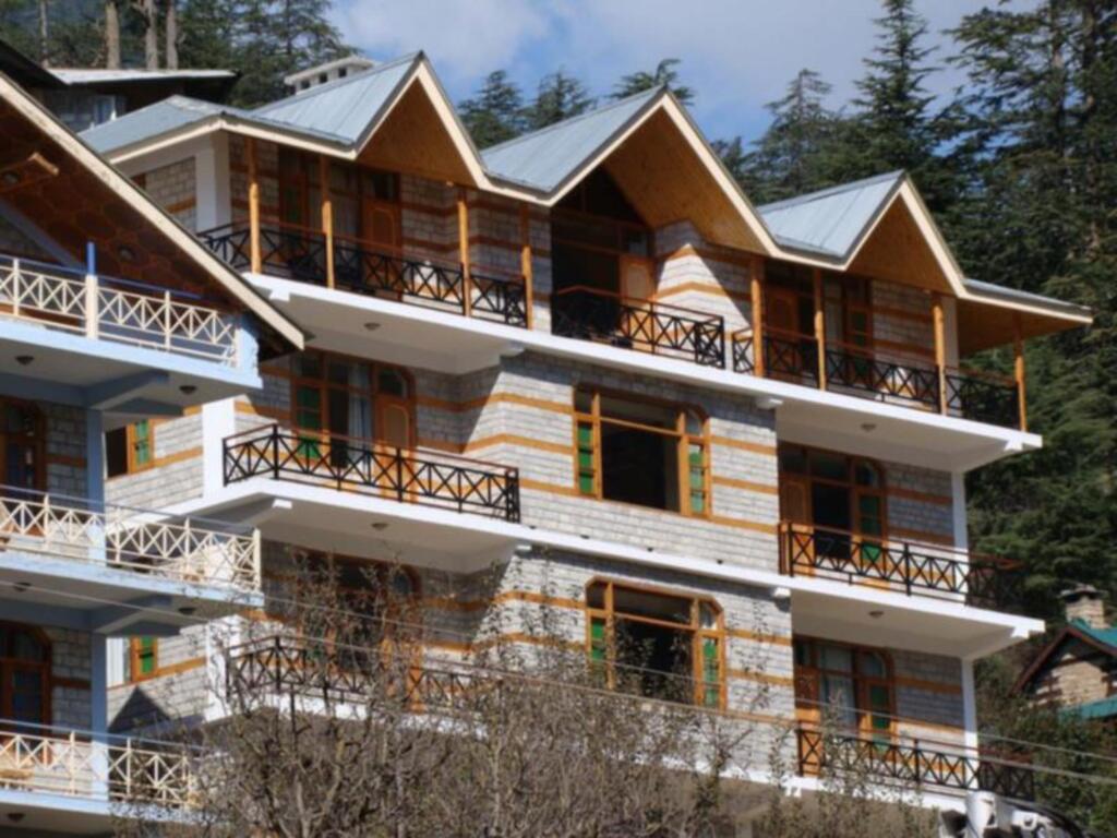 Hotel Mountain Trail Manali - last minute hotel in Manali