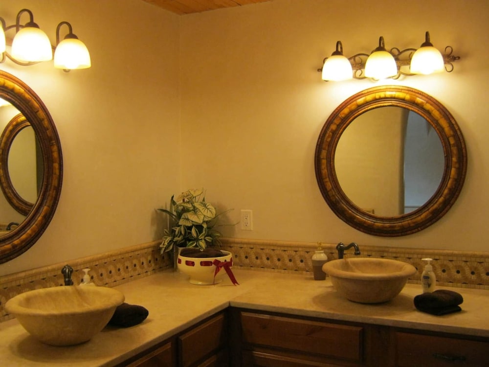Shady Brook Inn and Resort - photo 96