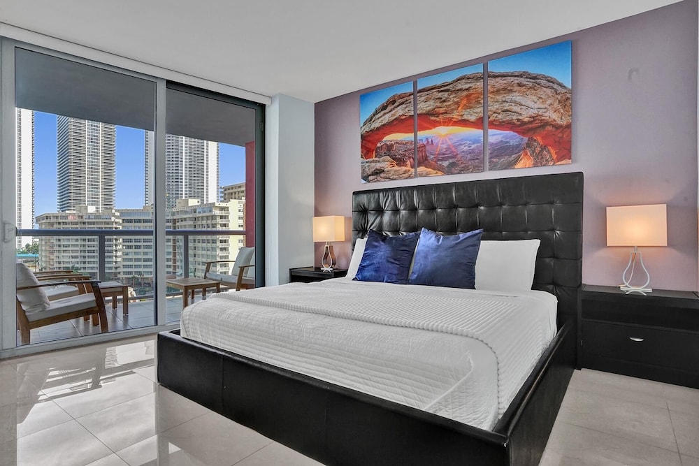 Amazing 3Bd Condo Beachwalk Resort - photo 7