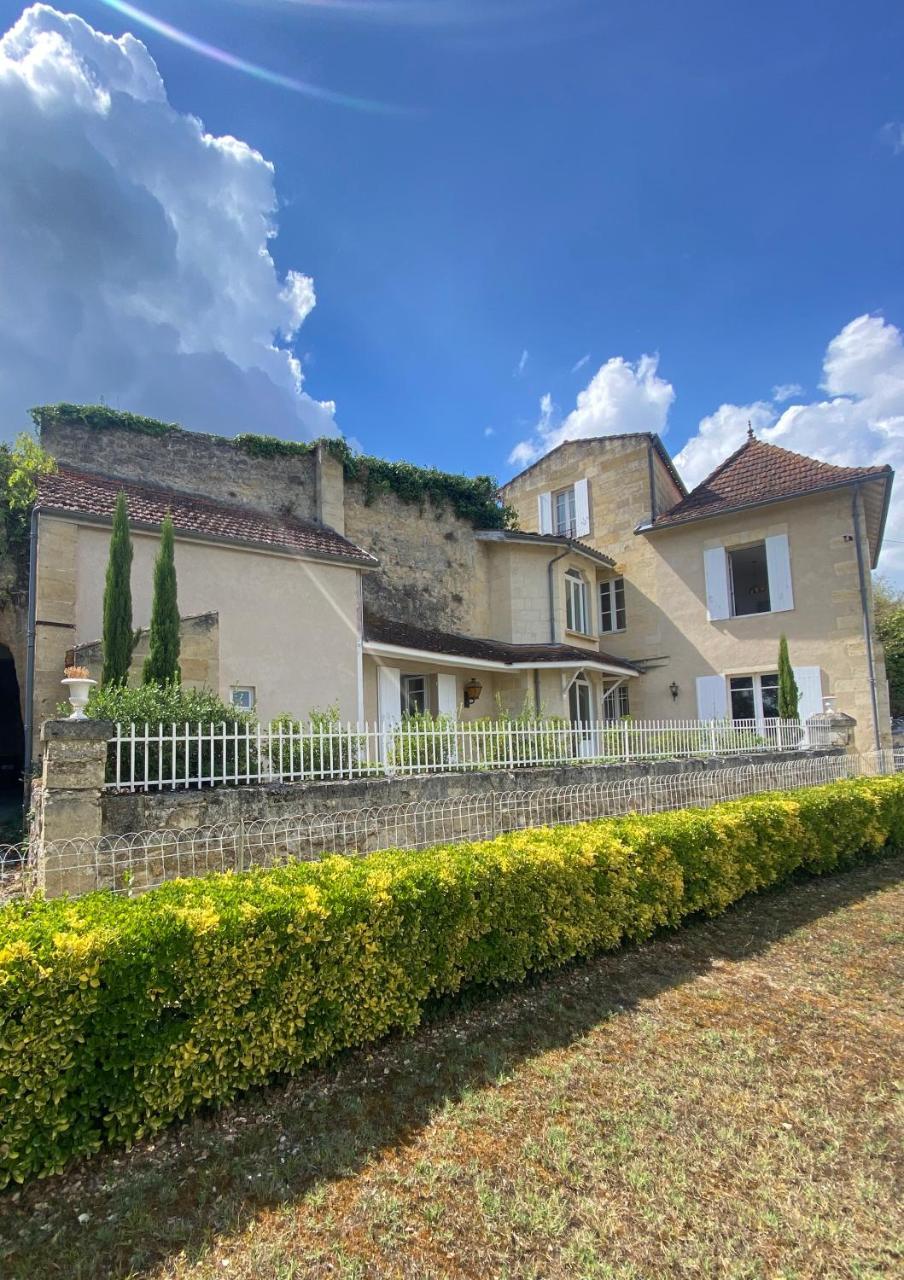 La Madeleine Nichee Au Cur De Saint Emilion — Saint Emilion
