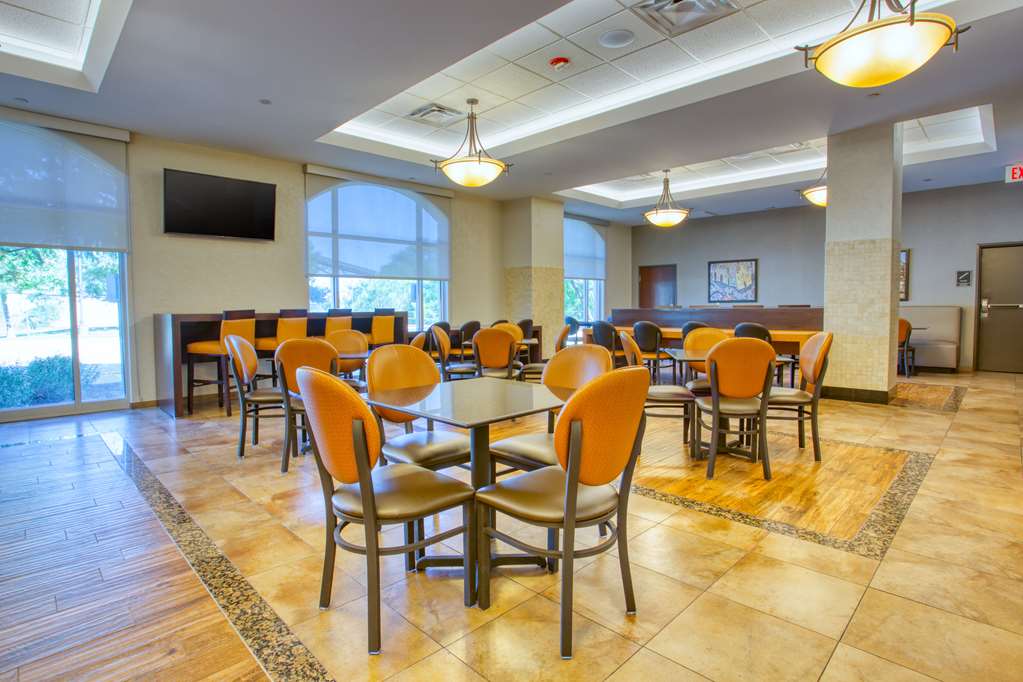 Drury Inn & Suites Near La Cantera Parkway - photo 7