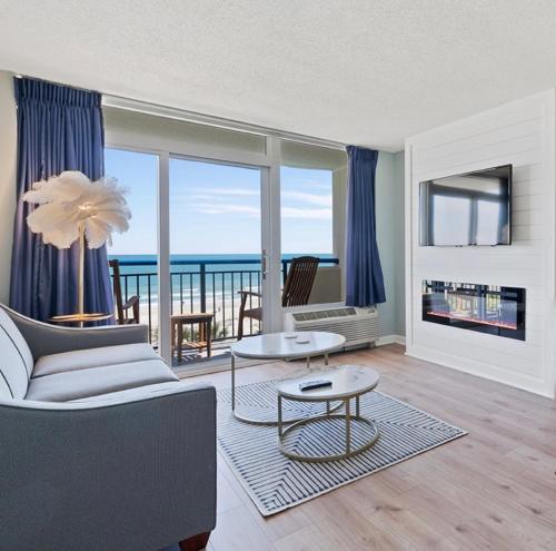 Tranquil Palms Oceanfront Condo — 4-Star Luxury Hotel in Myrtle Beach, United States