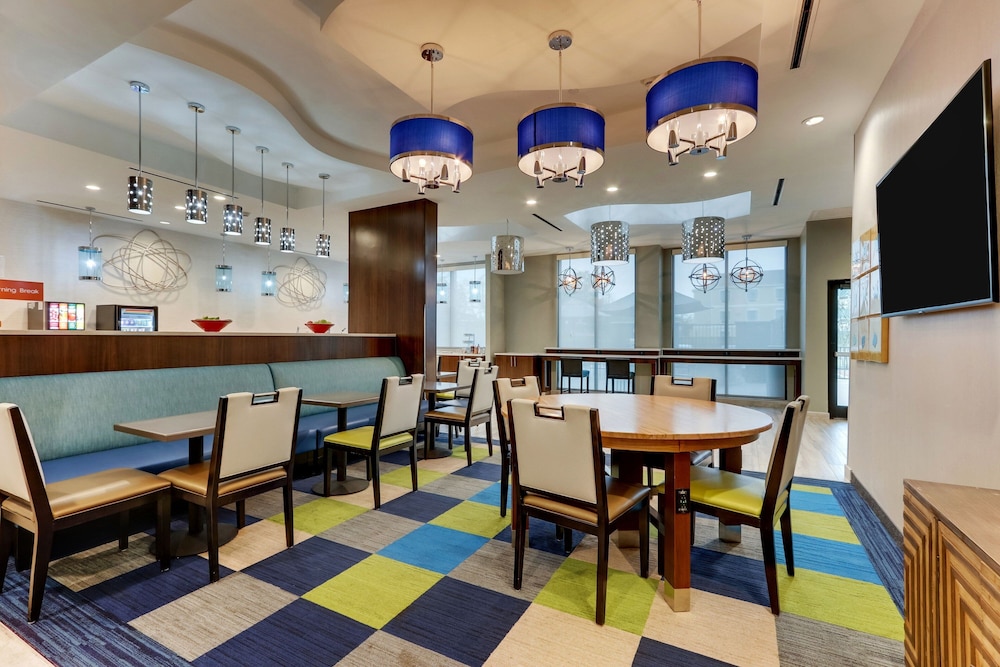 TownePlace Suites by Marriott Houston I 10 East - photo 53