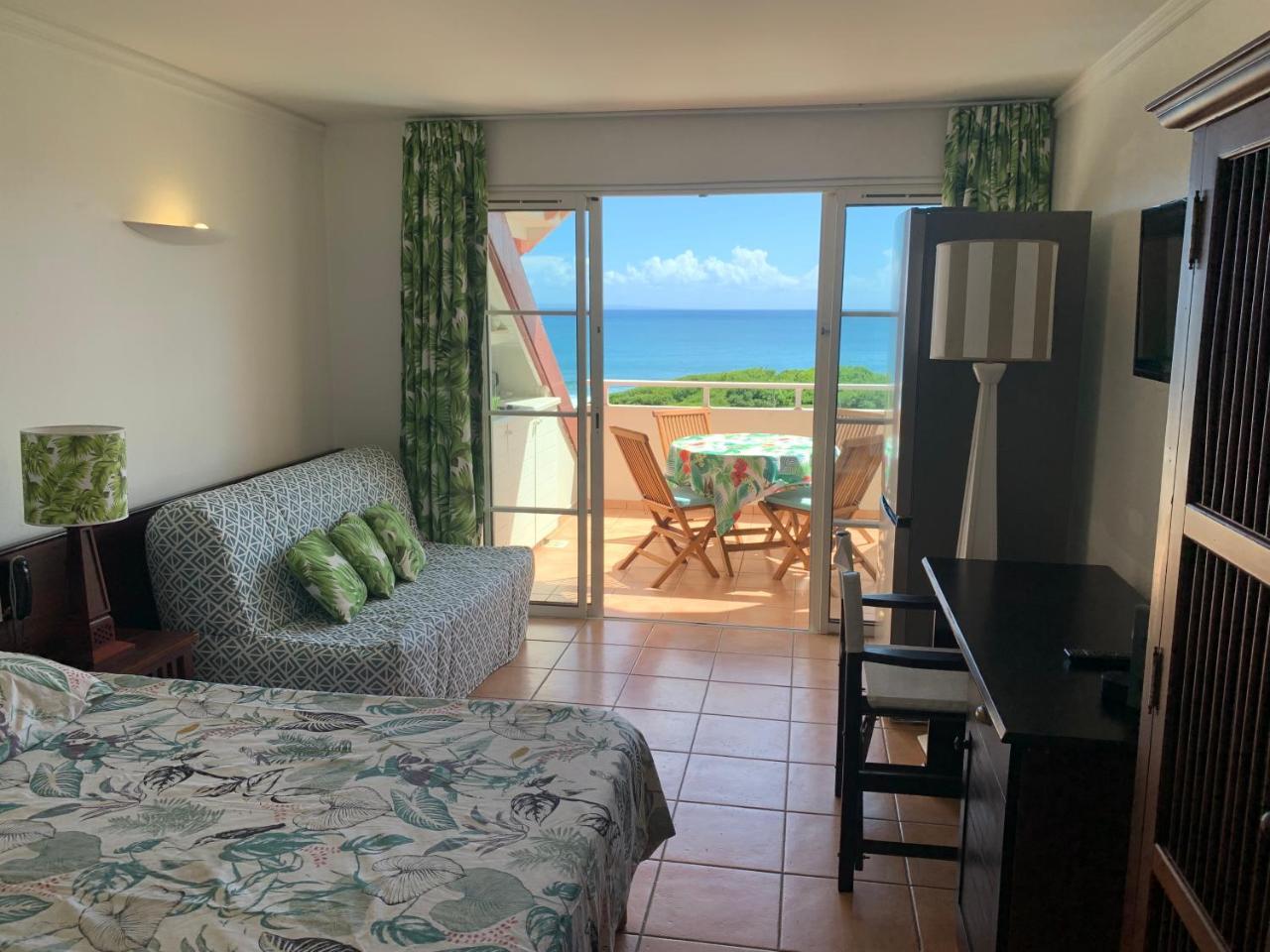 Studio Cannelle Vue Mer Village Vacances Sainte Anne — 4-Star Luxury Hotel in Sainte-Anne, Guadeloupe