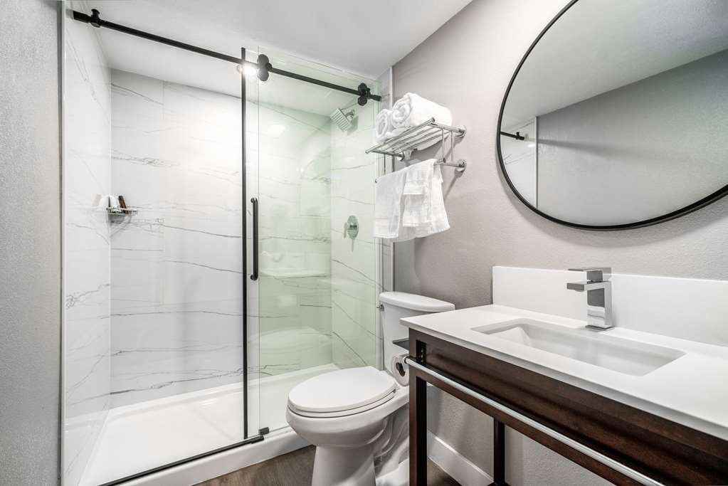 MainStay Suites Moreno Valley Near March Air Reserve Base - photo 7