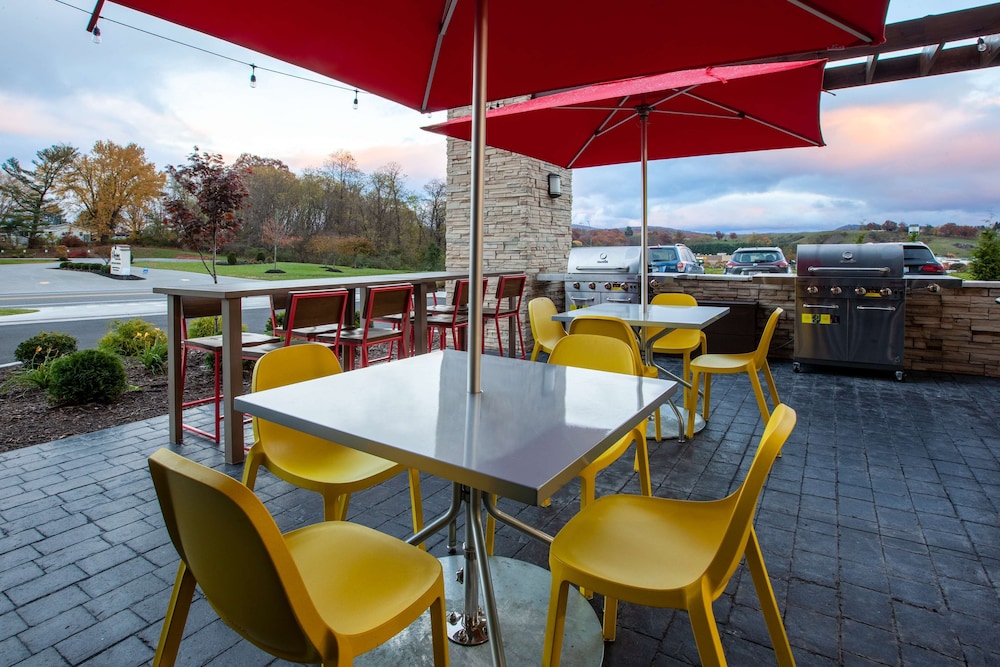 Home2 Suites by Hilton Lewisburg - photo 38