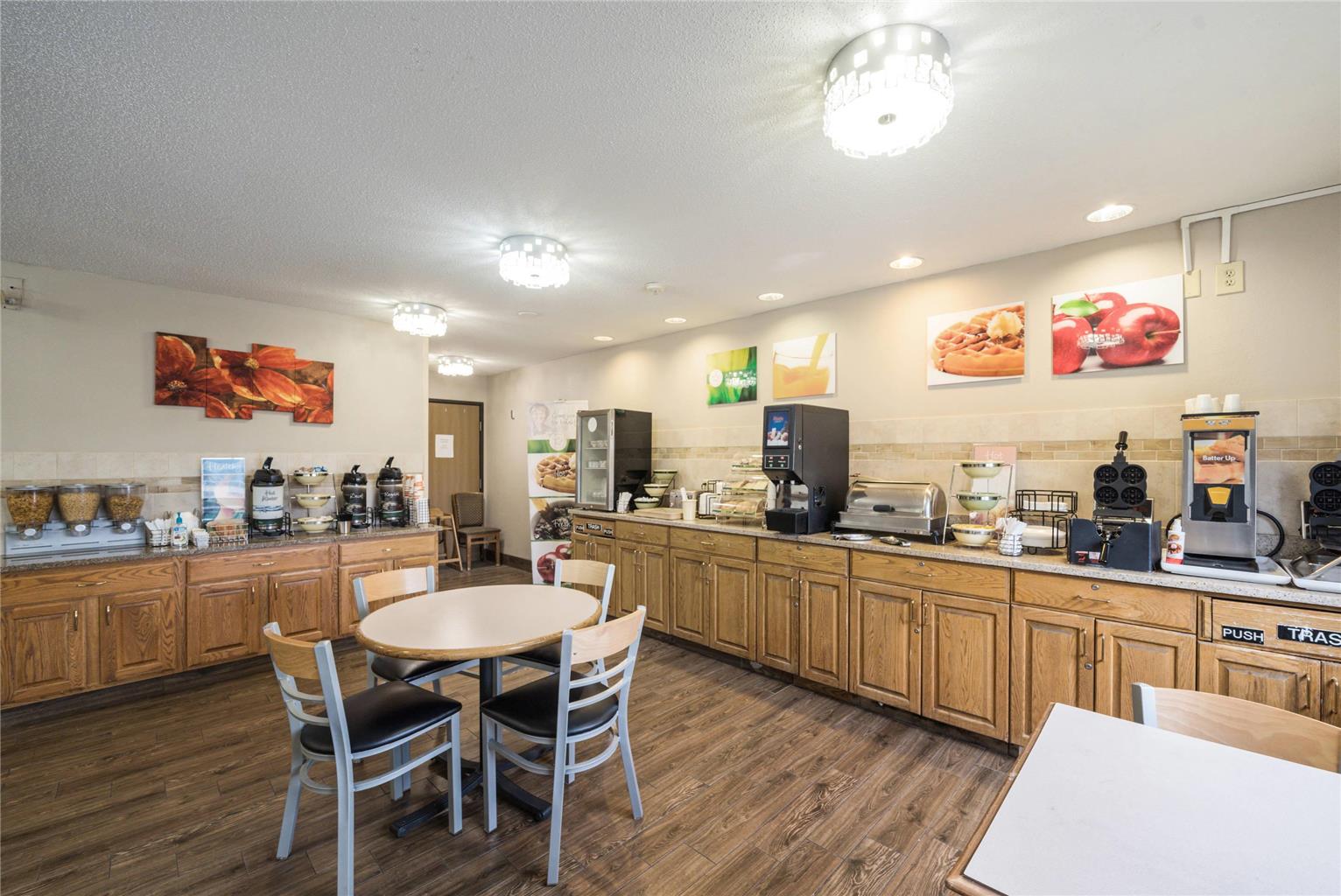 Quality Inn & Suites Sioux Falls South SD - photo 28