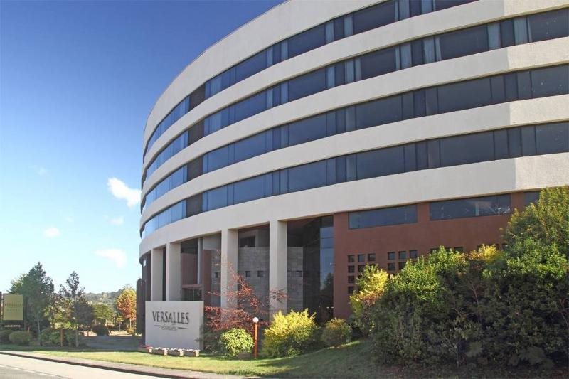 Versalles Suites Puerto Montt in Puerto Montt, Chile