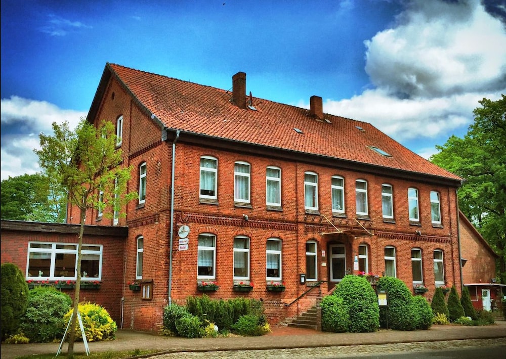 Hotel Restaurant Hartmann — hotel in Wietzendorf