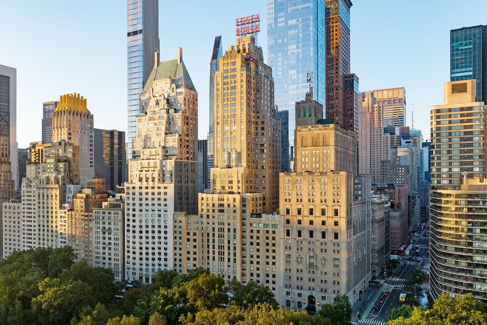 JW Marriott Essex House New York - photo 2