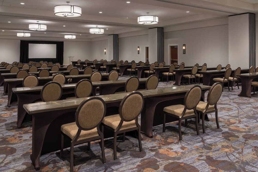 Sheraton Dallas Hotel by the Galleria - photo 43