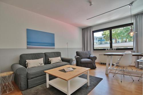 Haus Kastanienallee Strandkoje — 4-Star Luxury Hotel in Timmendorfer Strand, Germany