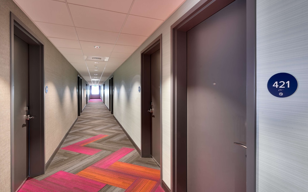 Tru By Hilton Clearfield Hill Air Force Base UT - photo 3