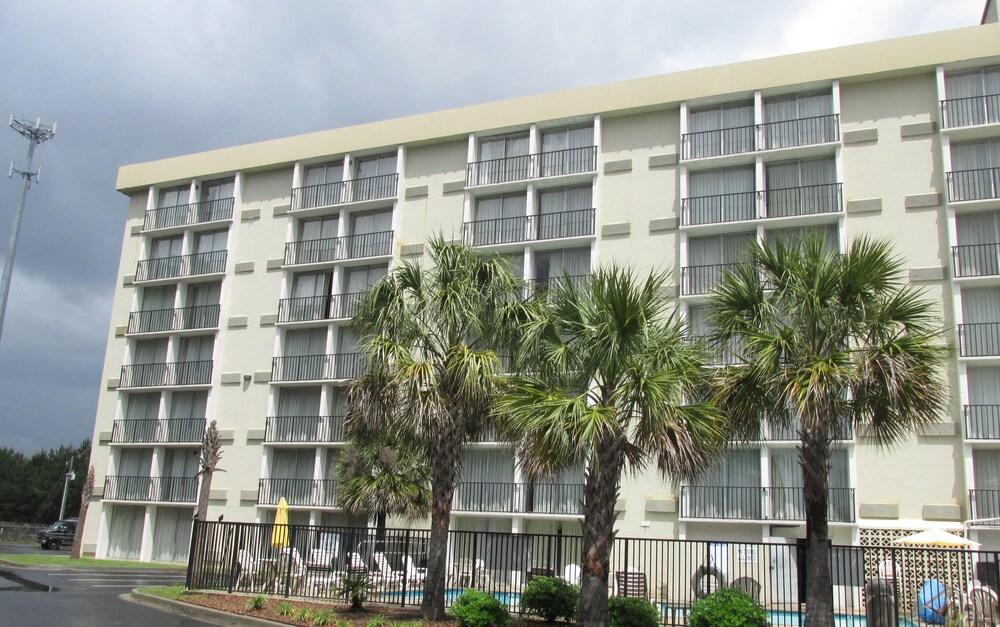 Charleston Grand Hotel - photo 45