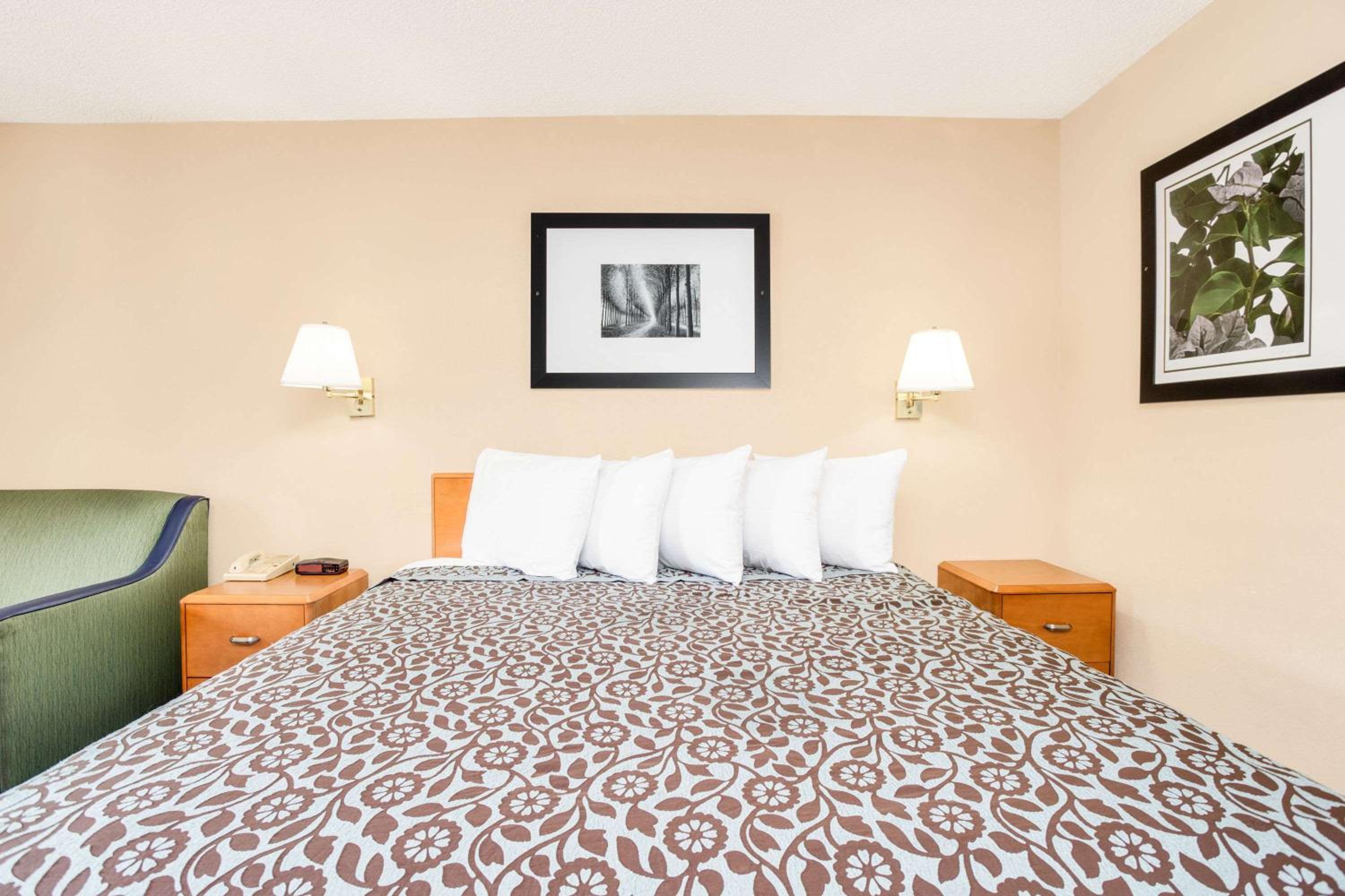Americas Best Value Inn Aiken - photo 12
