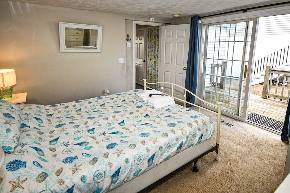 Love Shack — Salisbury