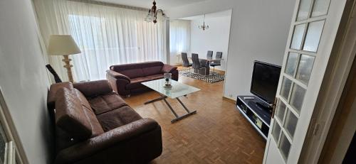 Joli 4 Pieces Salon de Provence - last minute hotel in Salon-De-Provence