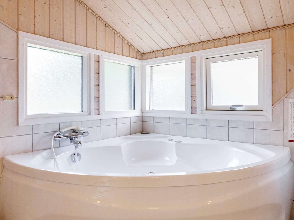Lovely Holiday Home in Fjerritslev Denmark With Sauna — 4-Star Luxury Hotel in Fjerritslev, Denmark