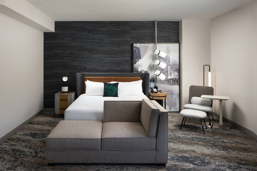 Luminary Hotel & Co. Autograph Hotels - photo 15