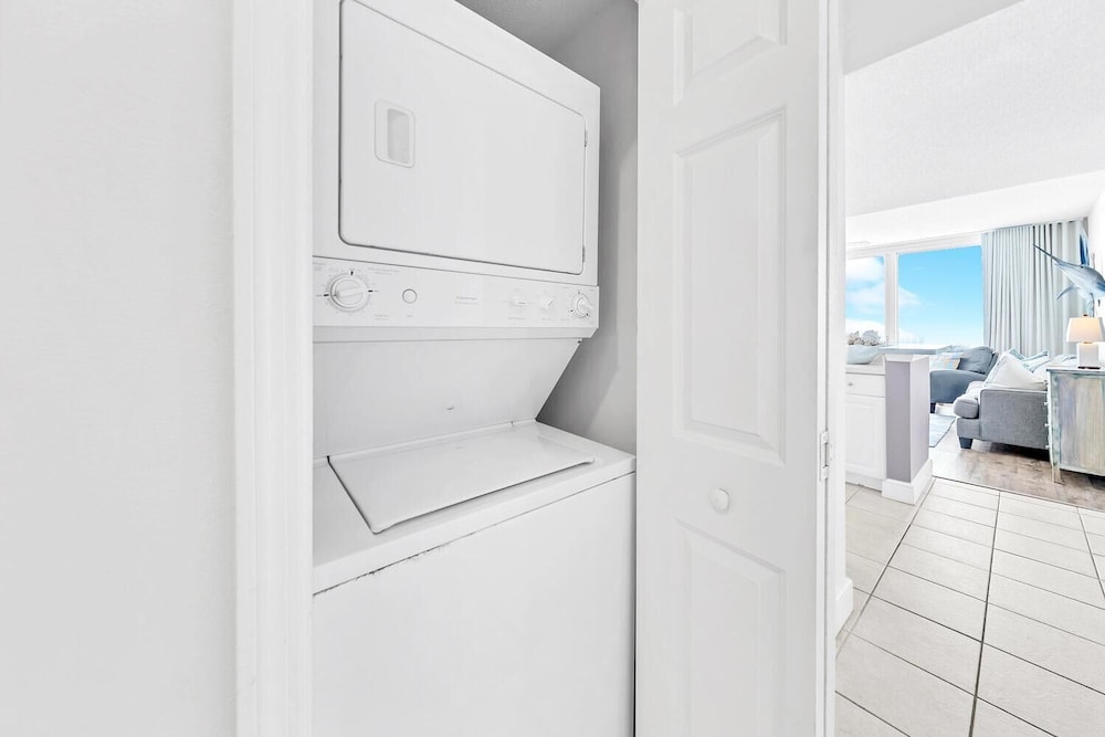 Majestic Beach Towers 1 2015 - photo 11