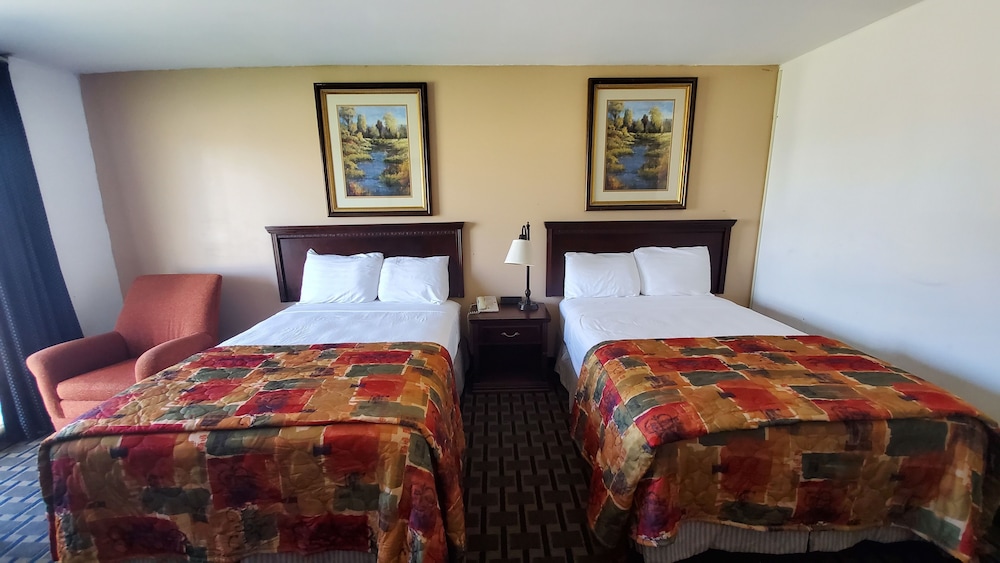 Marion Gray Plaza Motel - photo 5
