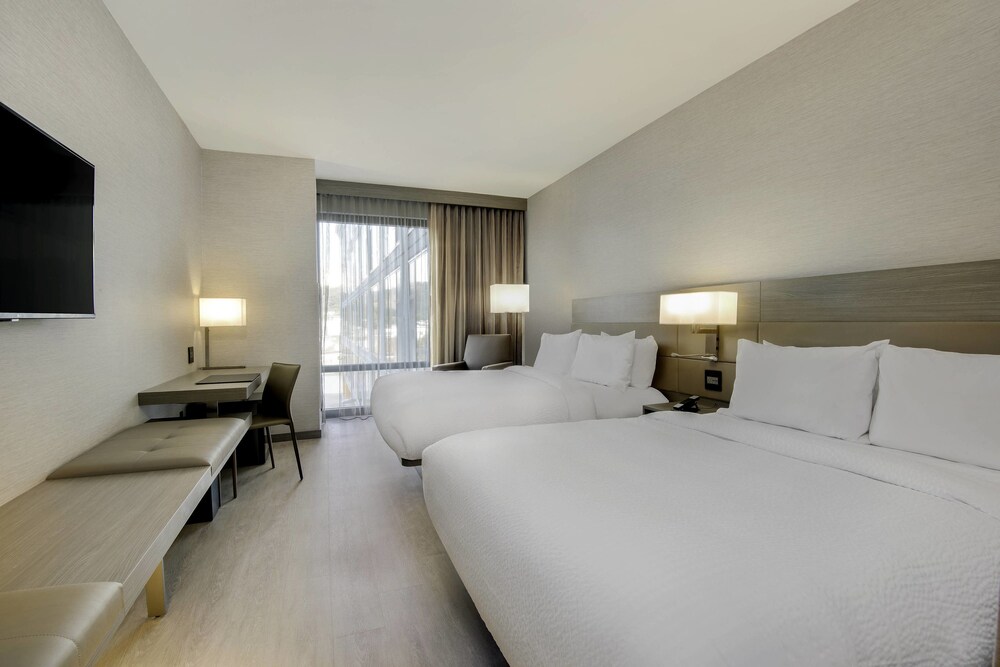 AC Hotel Asheville Downtown - photo 21