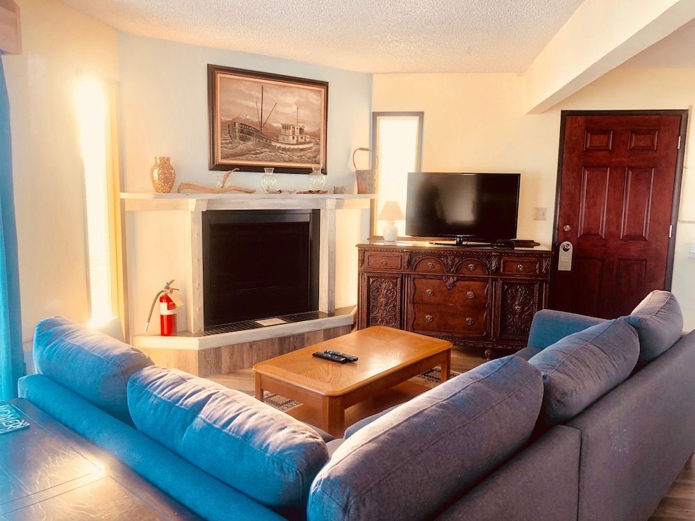 Driftwood Inn and Seaside Lodges - photo 102