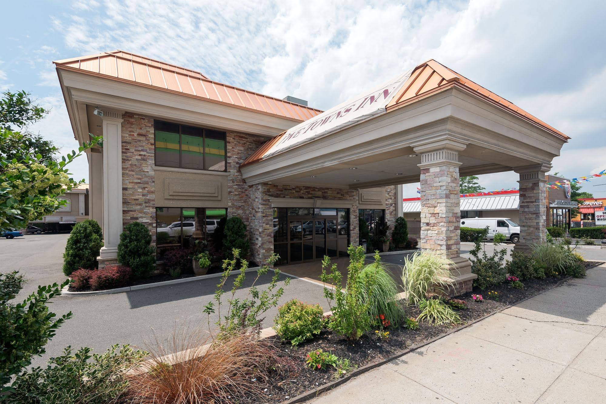 Five Towns Inn Lawrence