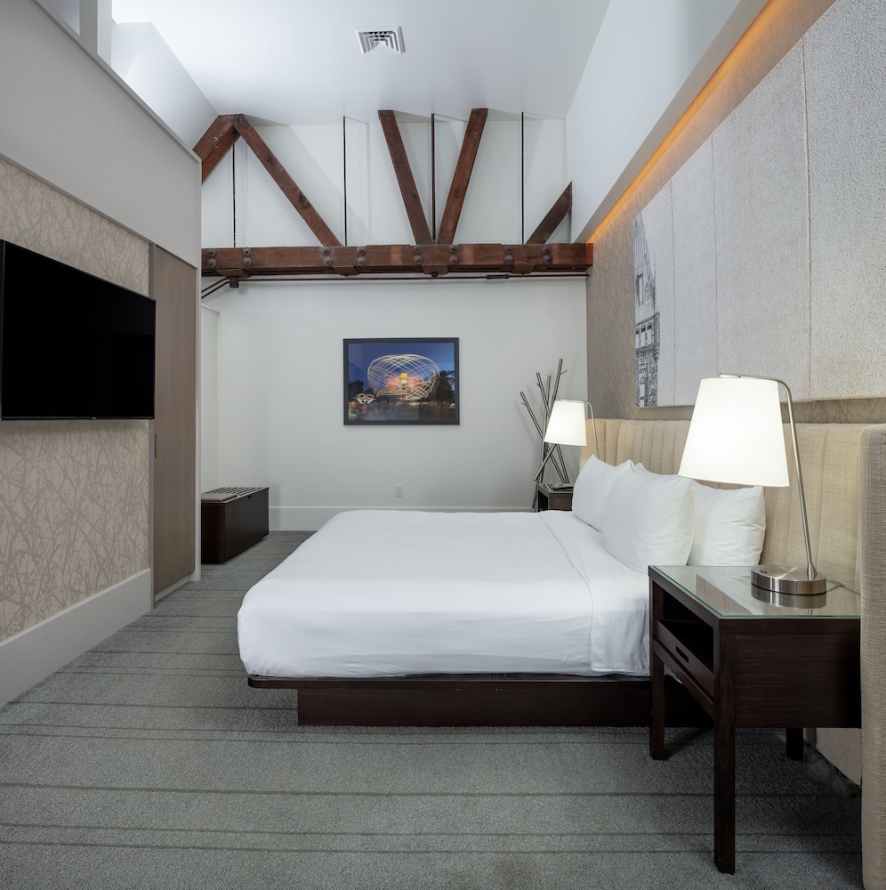 The Richardson Hotel - photo 7