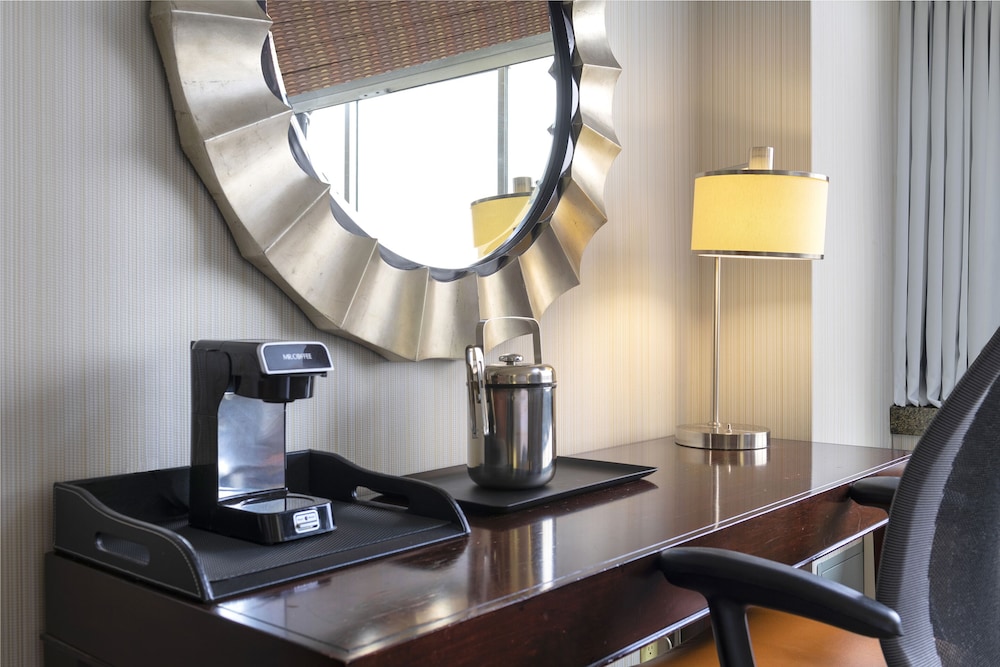 The Stamford Hotel - photo 16