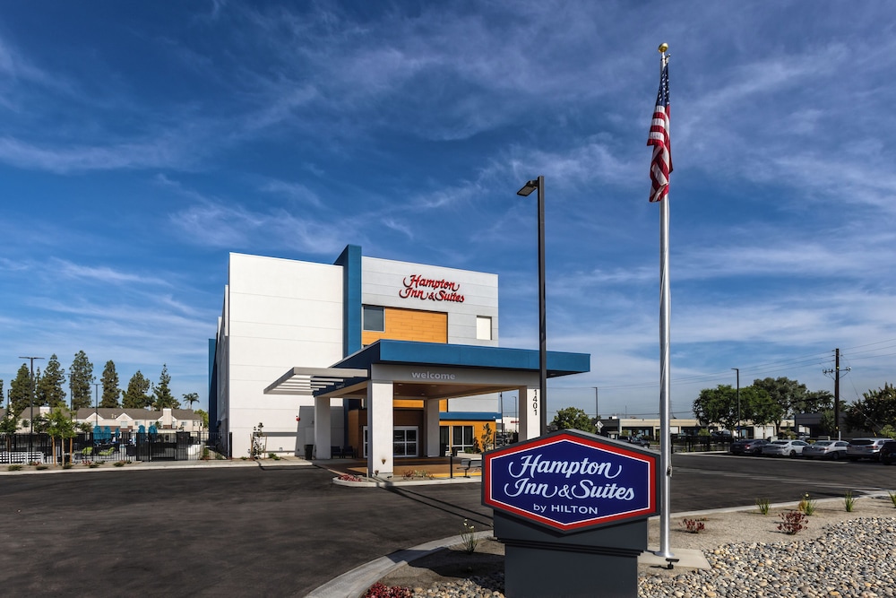 Hampton Inn & Suites by Hilton Bakersfield Central - photo 61