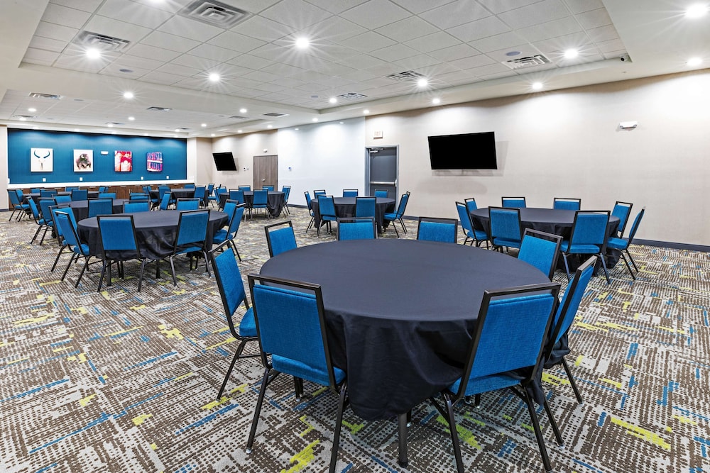 Hampton Inn & Suites by Hilton Canyon - photo 33