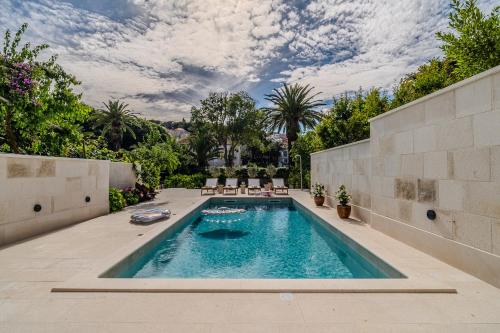 Villa Kaleta Brac — 4-Star Luxury Hotel in Sutivan, Croatia