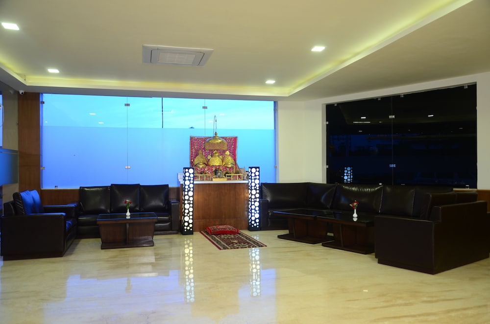 The Grand Sharan — Riasi — photo 2