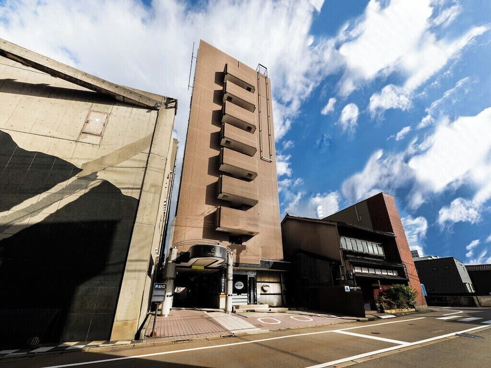 Apa Hotel Komatsu — Komatsu