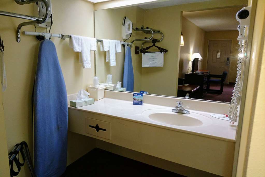 Travelodge by Wyndham Knoxville East - photo 15
