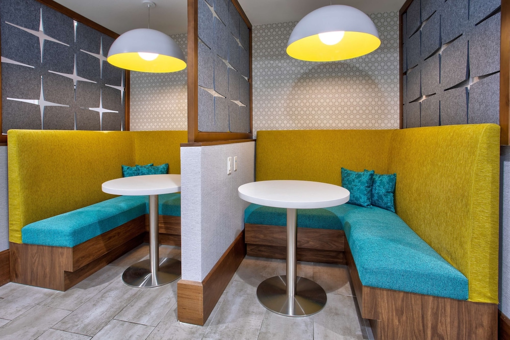 Hampton Inn by Hilton Paris - photo 32