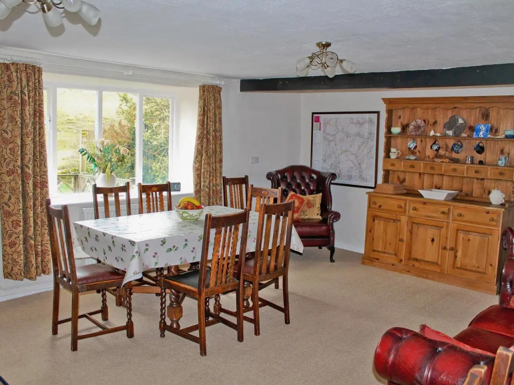 Elm Cottage
