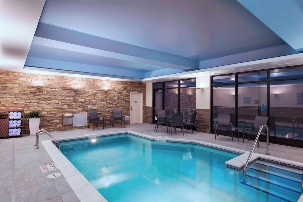Fairfield Inn & Suites by Marriott La Crosse Downtown - photo 12