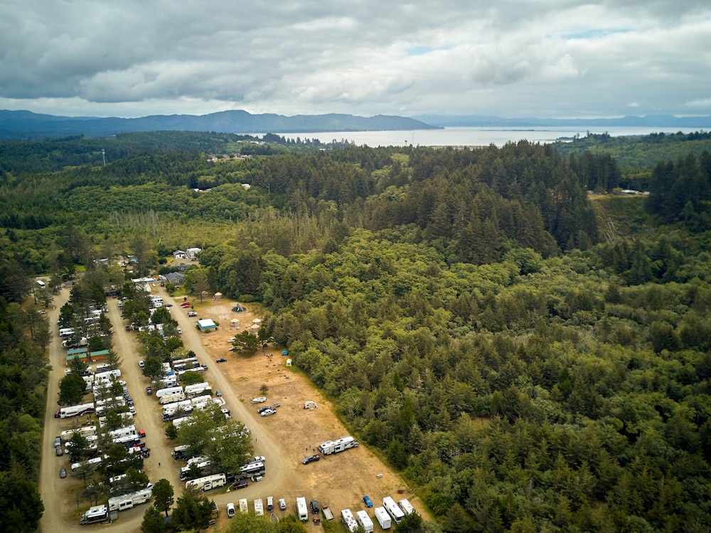 Long Beach RV & Camping Resort - photo 37