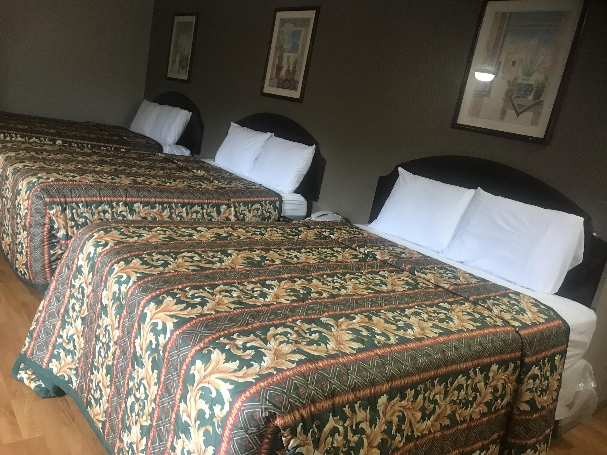 Americas Best Value Inn Woodward at 8th St - photo 17