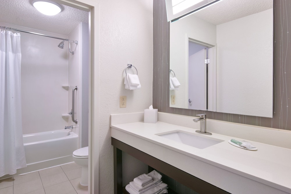 Courtyard by Marriott Columbus Downtown - photo 21