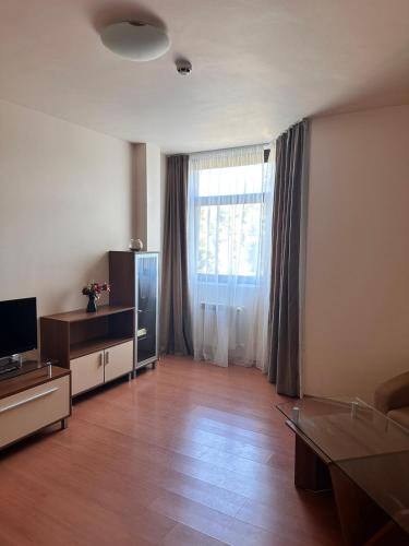 Flora Apartment 423 — 4-Star Luxury Hotel in Samokov, Bulgaria