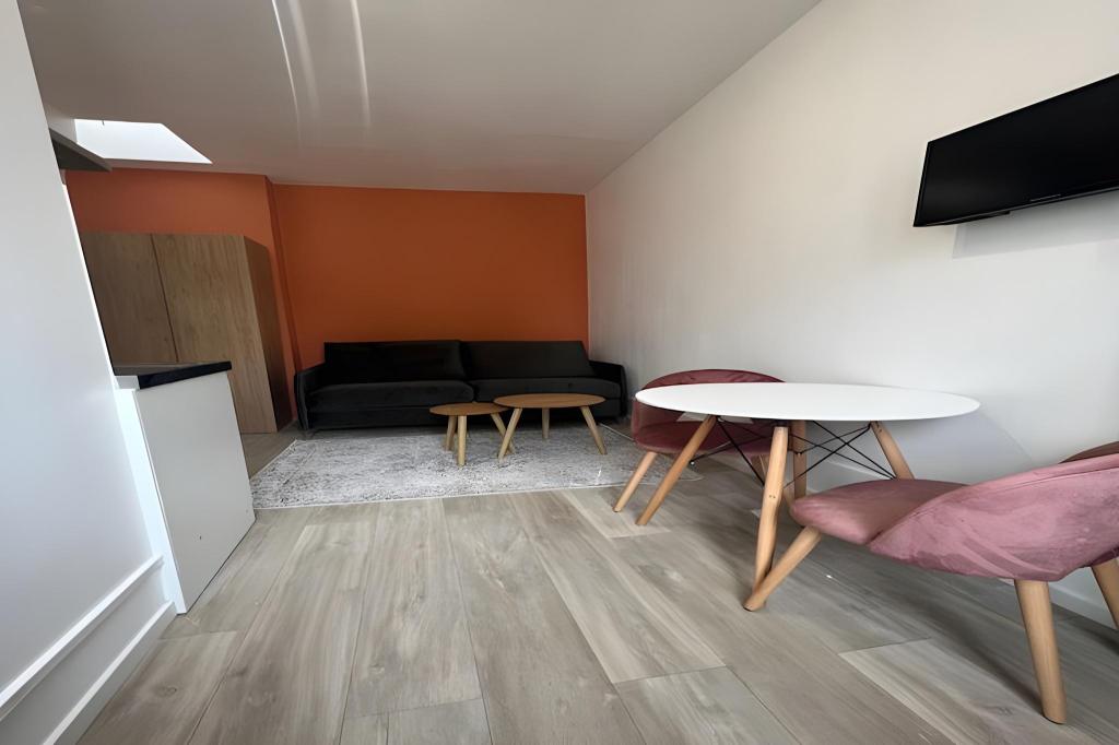 Studio Buttes Chaumont — Paris — photo 5