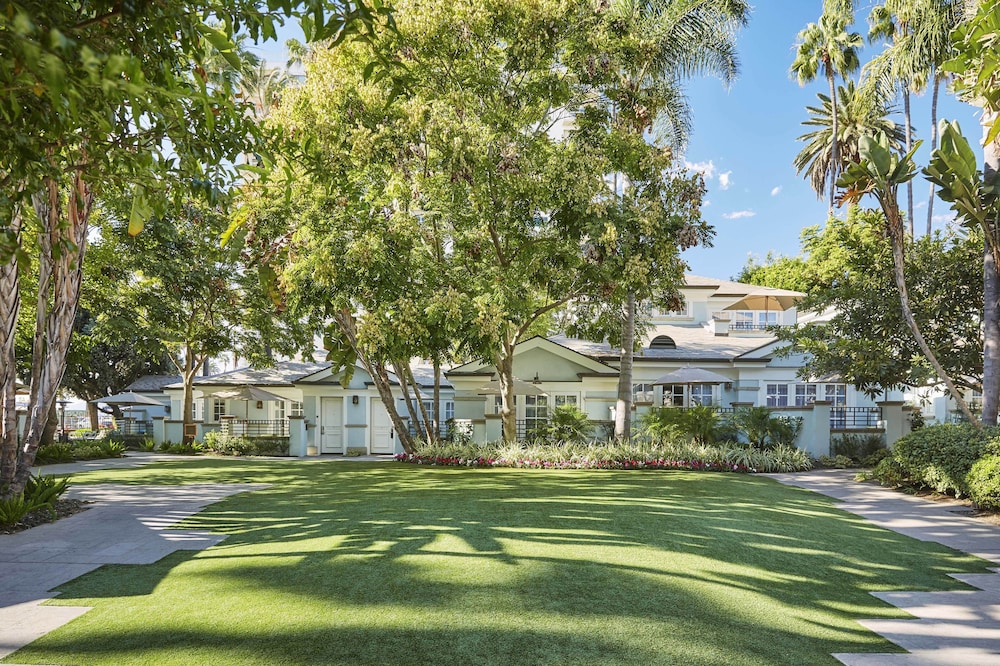 Fairmont Miramar Bungalows - photo 56